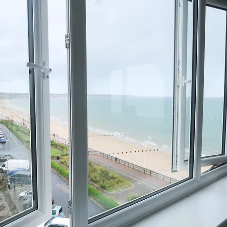 Farina No8, 3 Bedroom Sea View Apartment Sleeping 7 Guests Bridlington Exterior photo