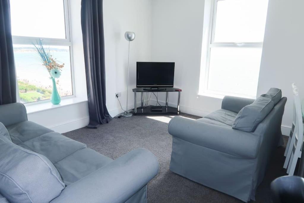 Appartamento Farina No8, 3 Bedroom Sea View Sleeping 7 Guests *